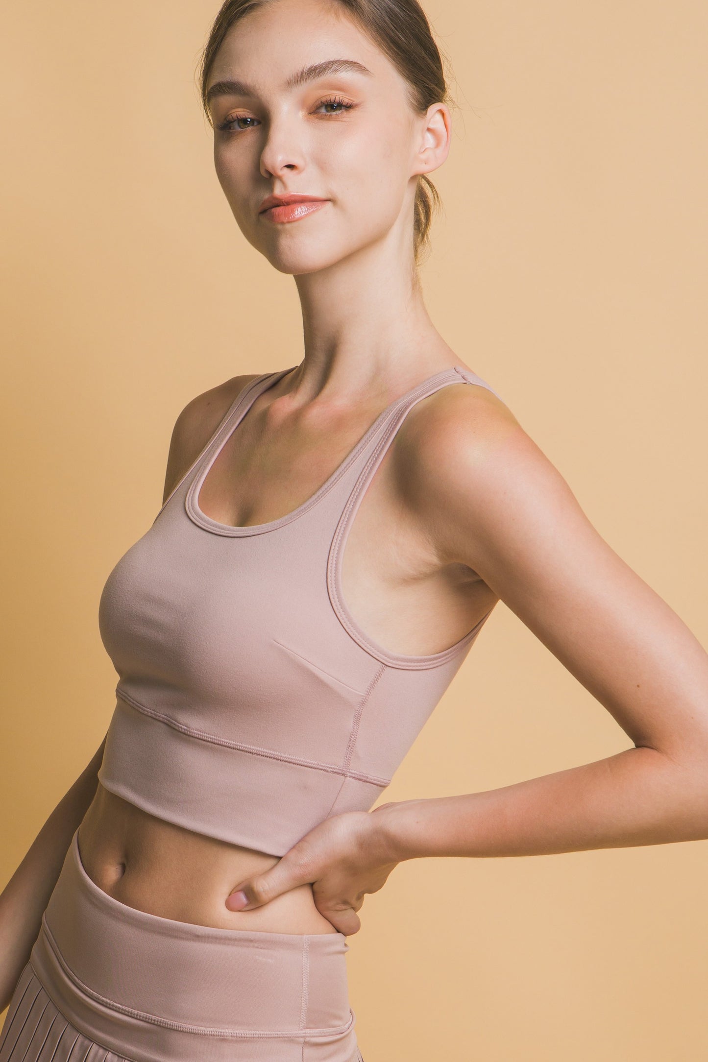 Top Deportivo Confort Fit – Soporte y Estilo para tu Rutina