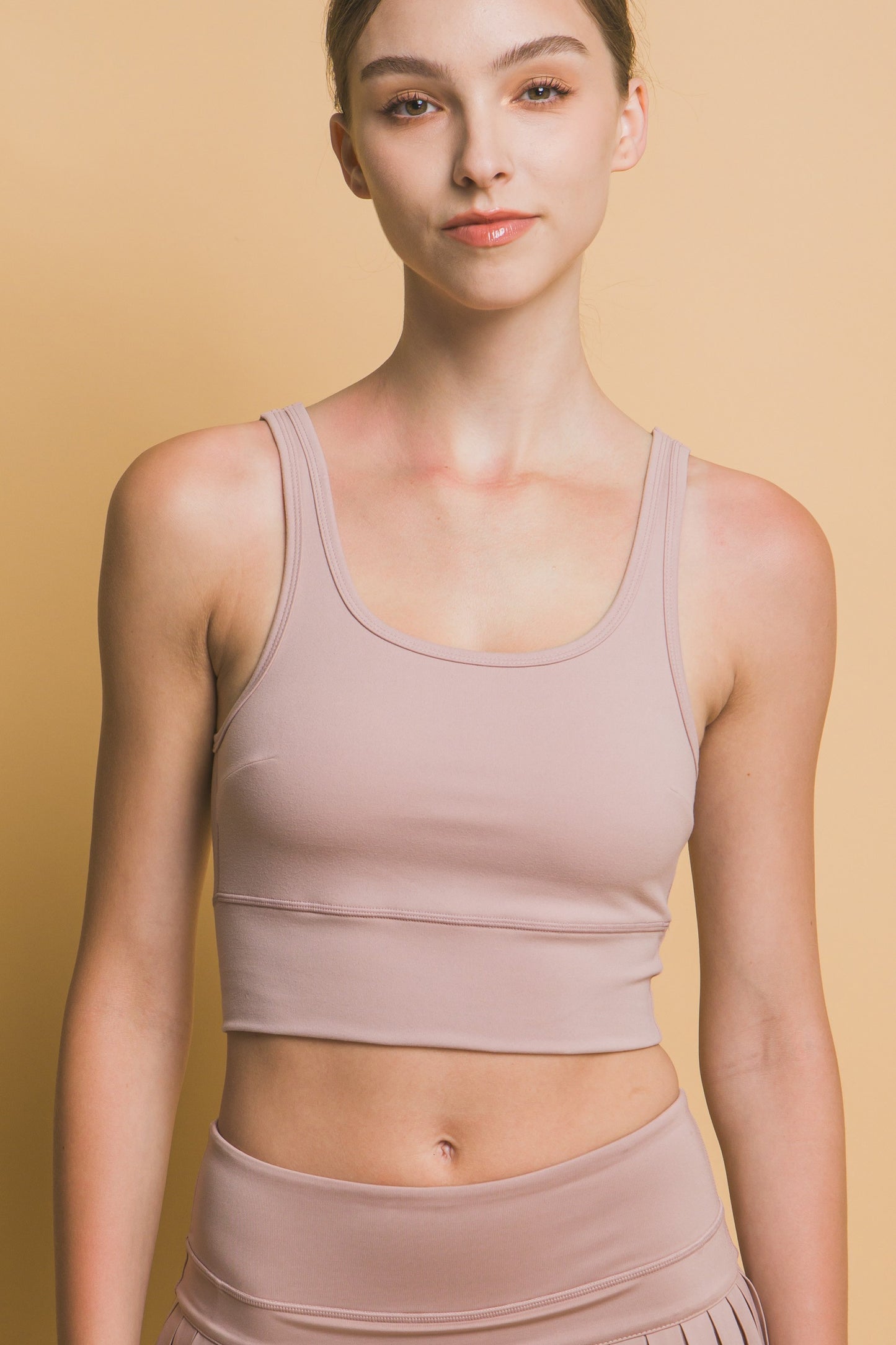 Top Deportivo Confort Fit – Soporte y Estilo para tu Rutina