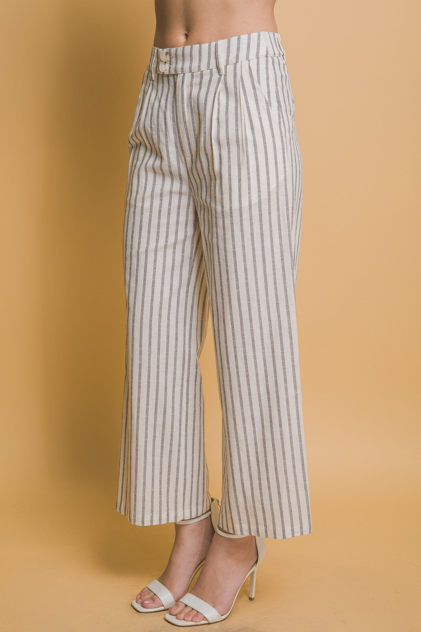 Pantalón a rayas estilo culotte con pretina doble