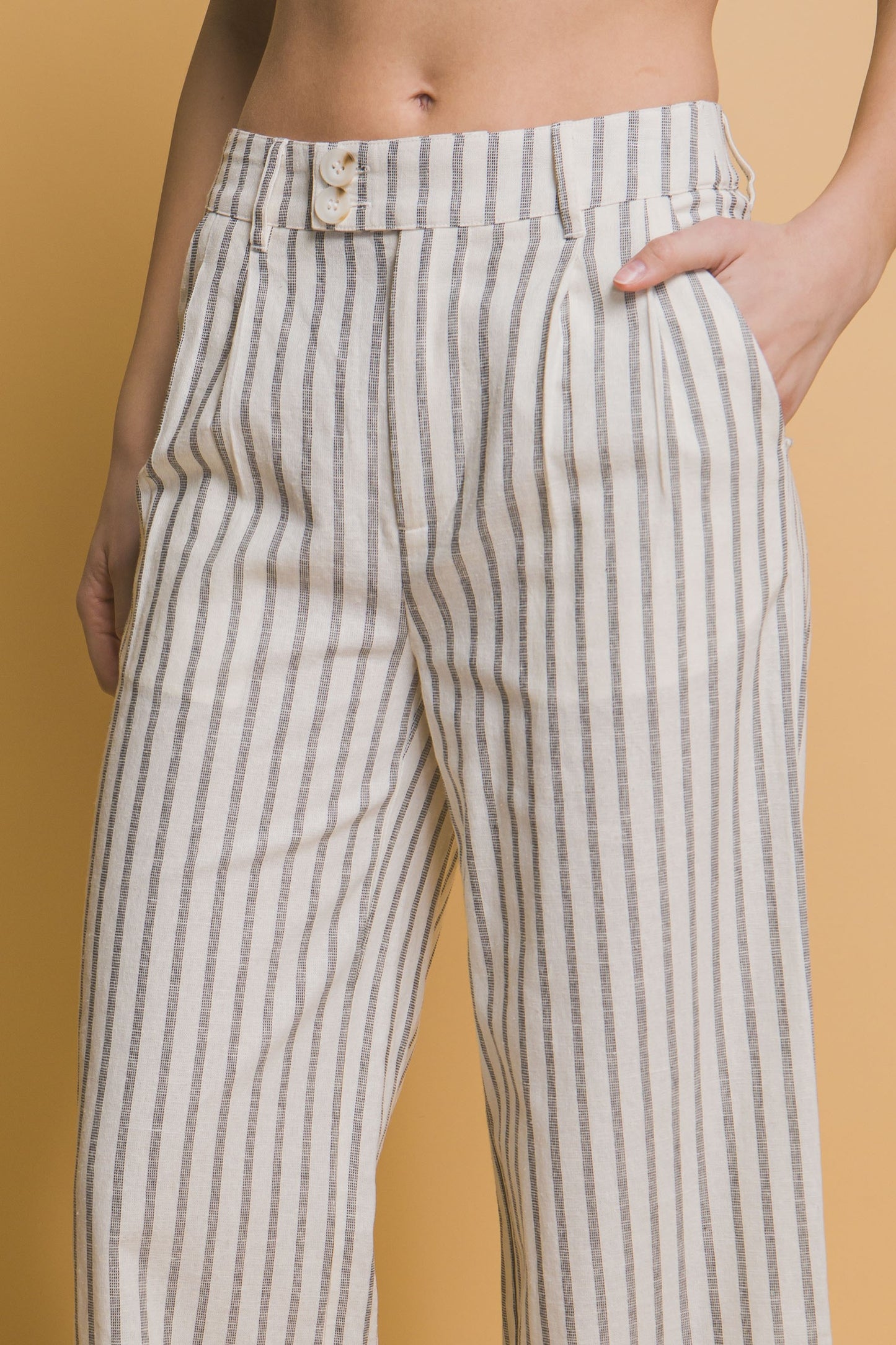 Pantalón a rayas estilo culotte con pretina doble