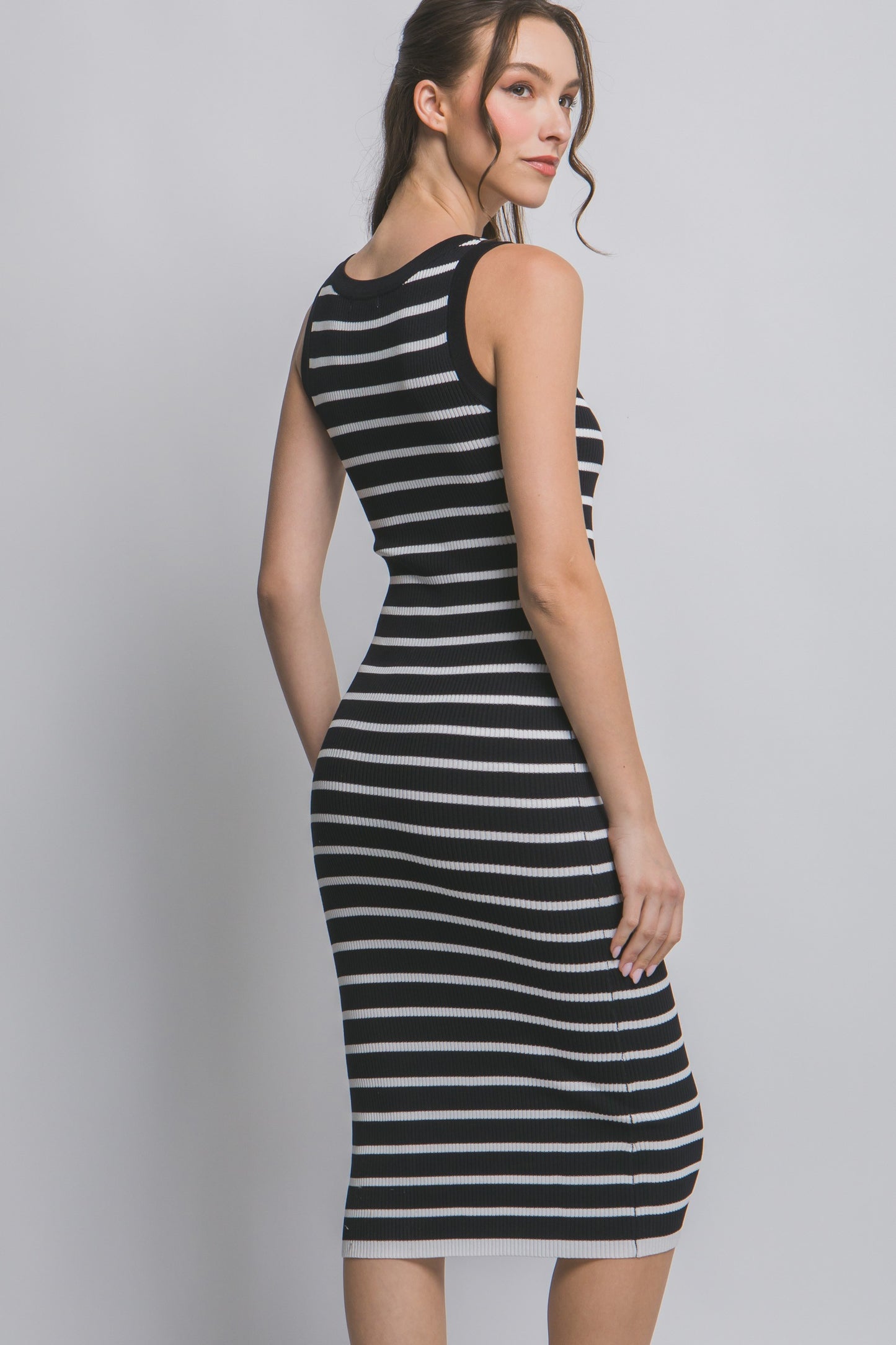 Vestido midi canalé rayado ajustado