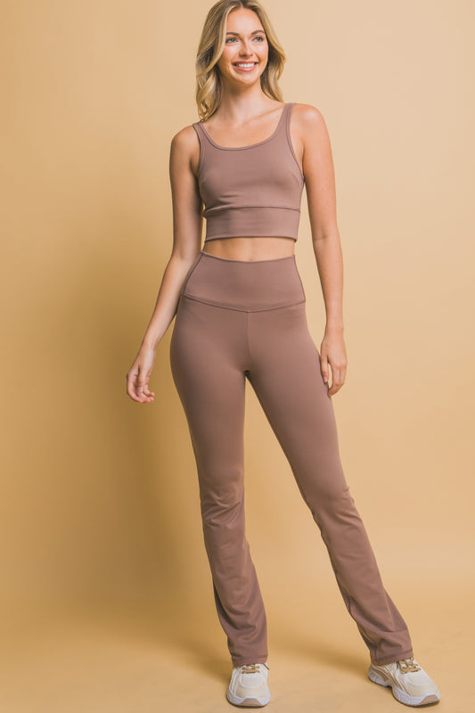 Top Deportivo Confort Fit – Soporte y Estilo para tu Rutina