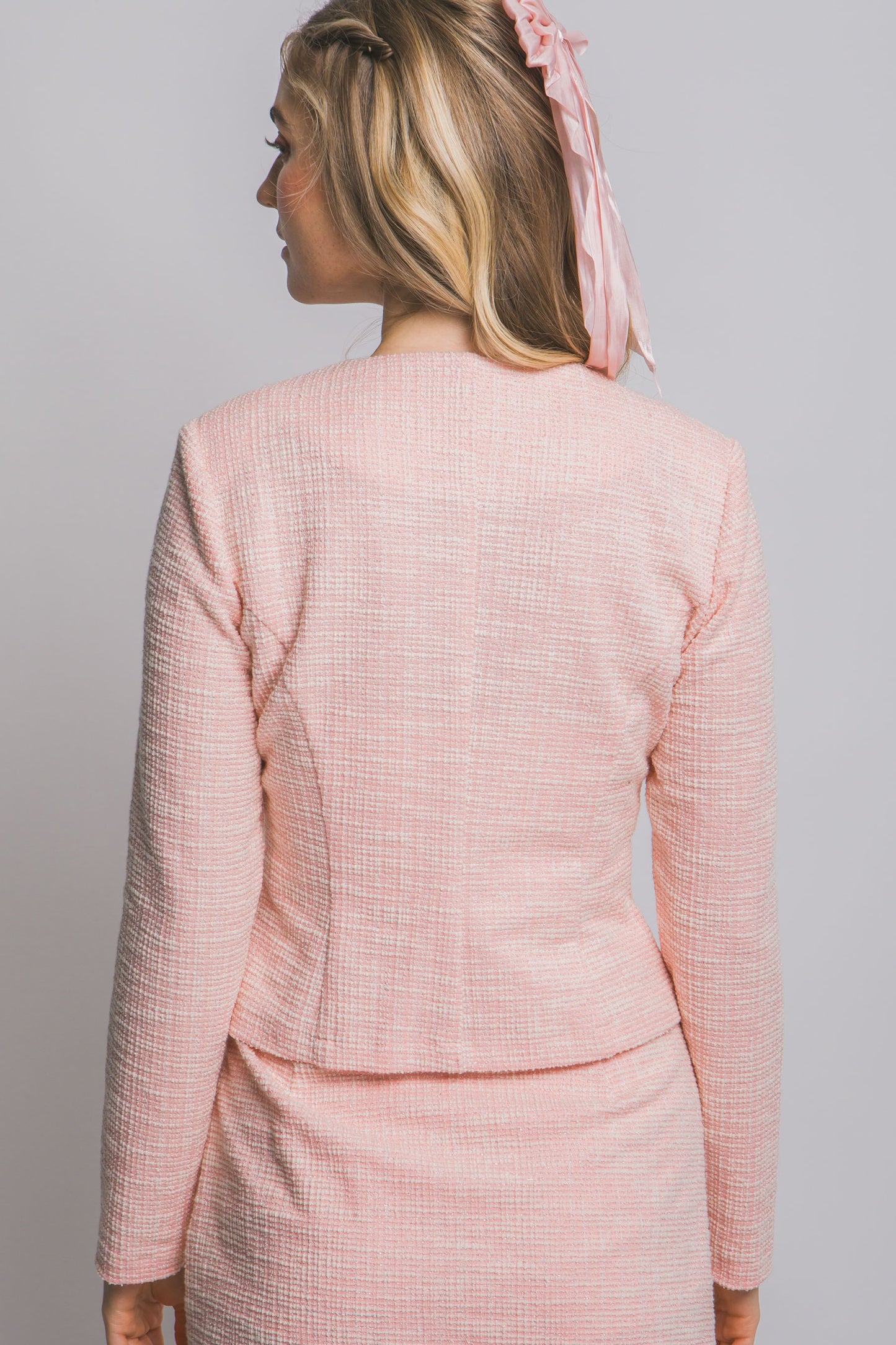 Blazer con botones dorados