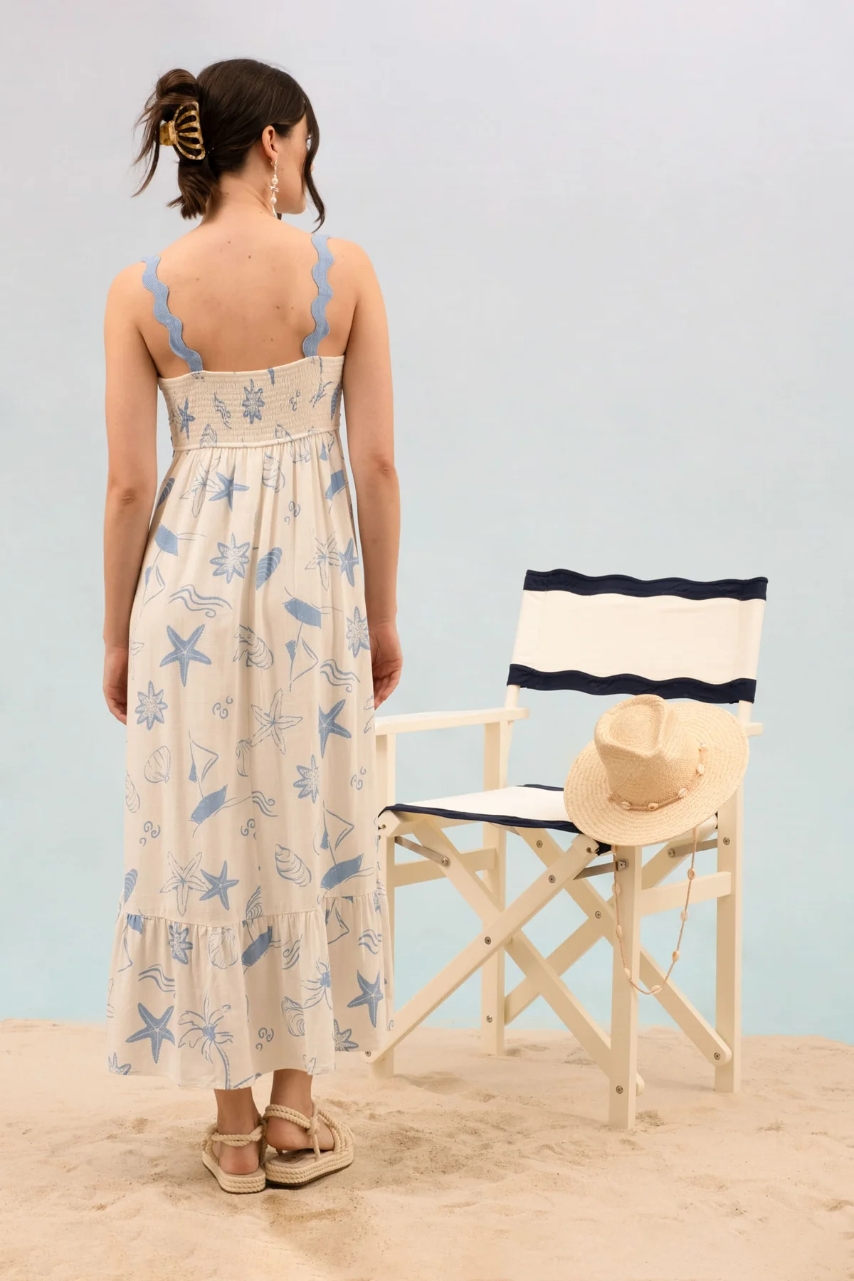 Vestido Largo Floral con Tirantes Ajustables
