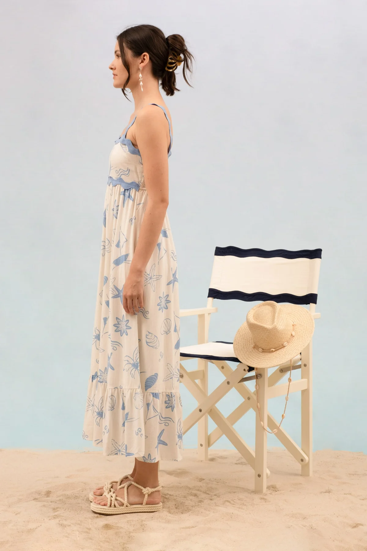Vestido Largo Floral con Tirantes Ajustables