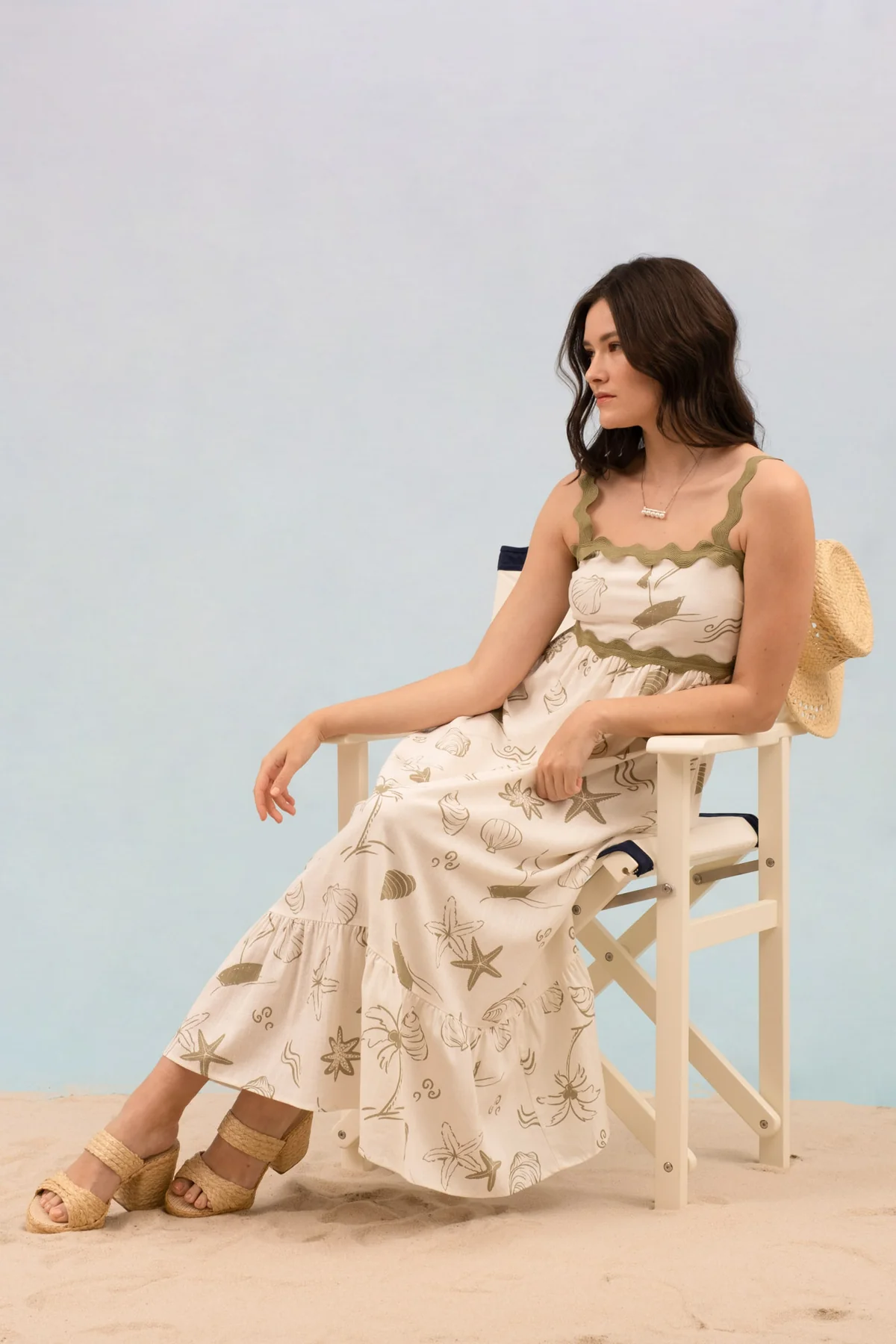 Vestido Largo Floral con Tirantes Ajustables