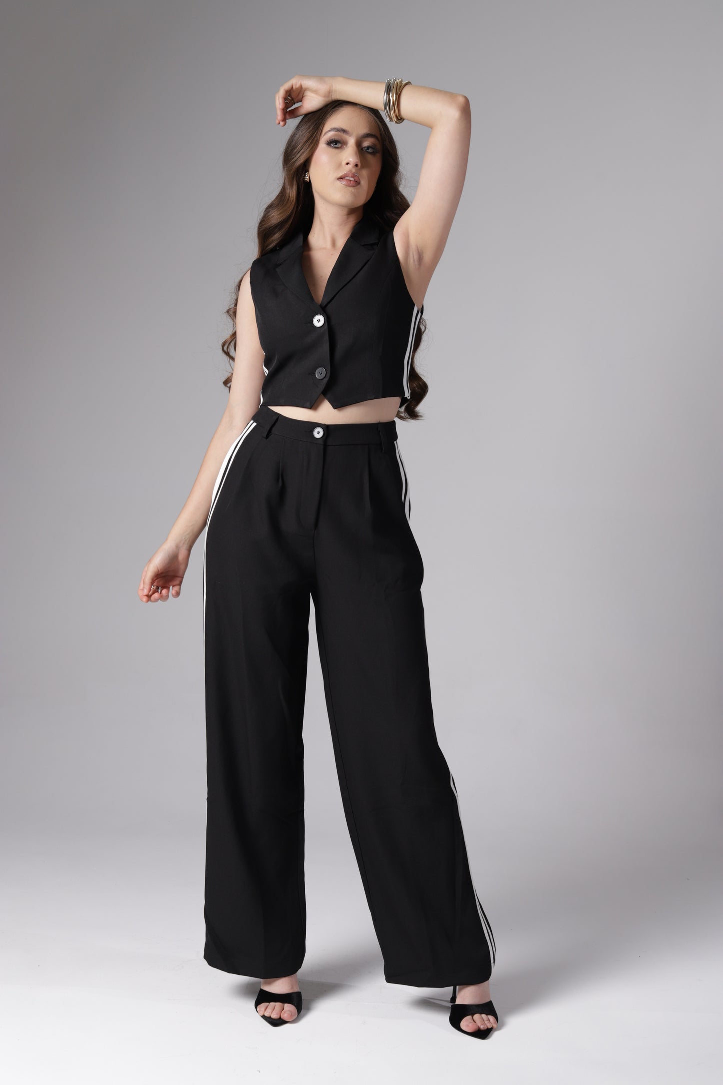 Chaleco Cropped con Botones y Rayas Laterales