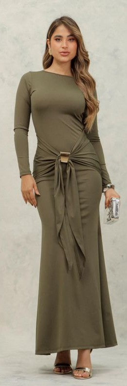Vestido largo y lazo ajustable