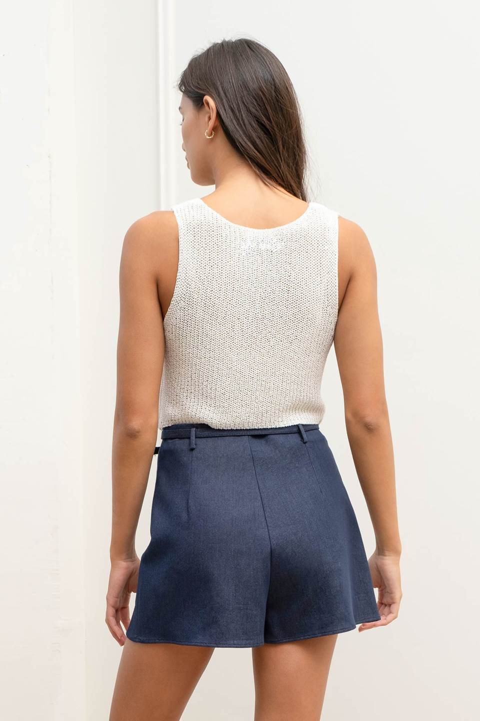 Top tejido con abertura al frente diseño tipo chaleco