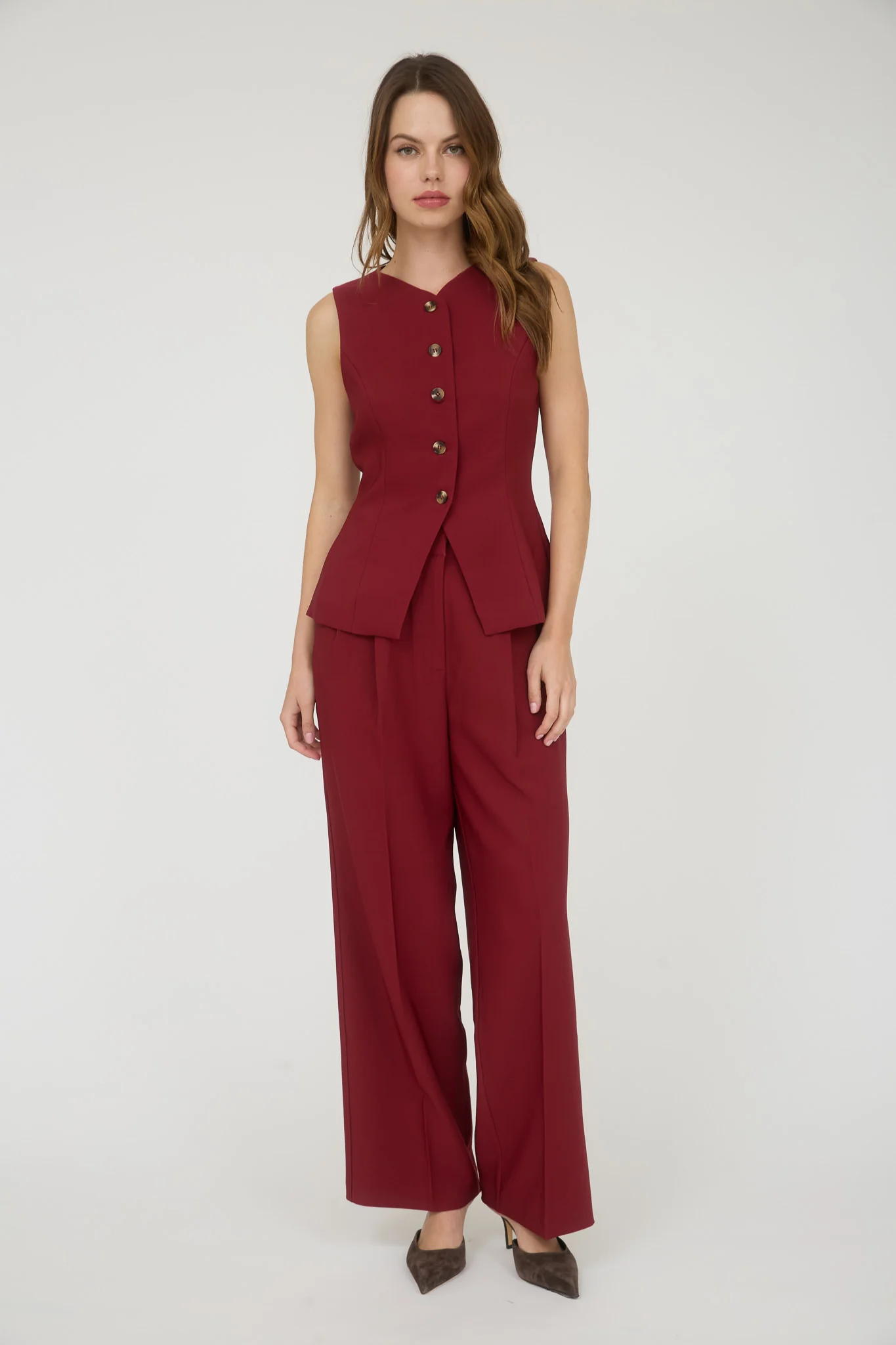 Pantalón sastre wide leg corte elegante