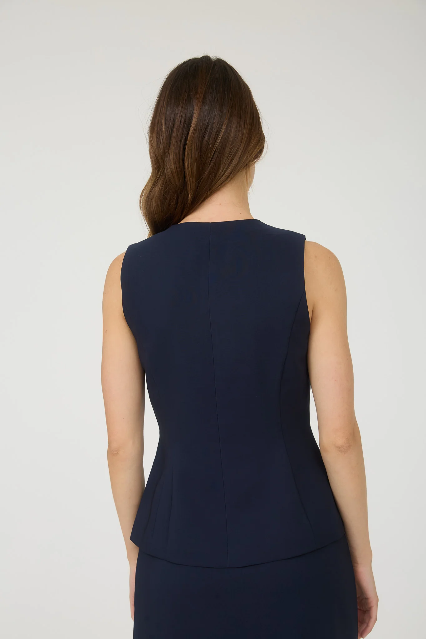 Blusa sin mangas con escote cuadrado y frunces laterales