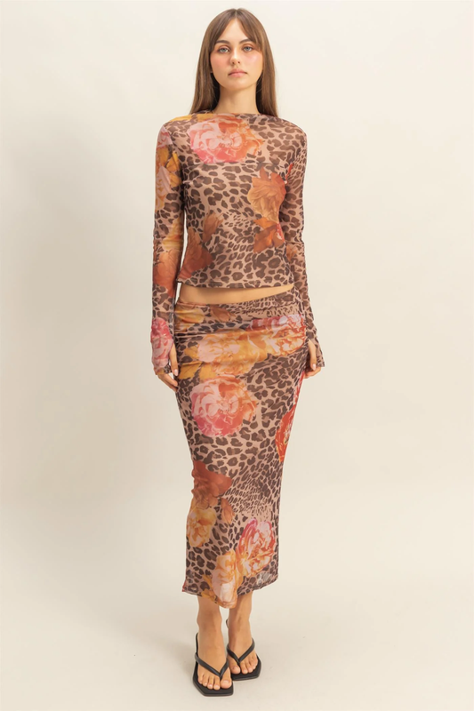 Conjunto de top y falda con estampado floral de leopardo