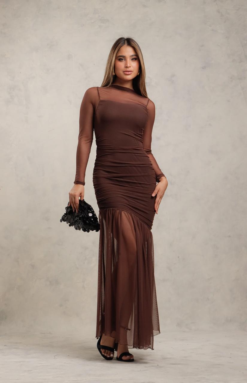 Vestido mesh con drapeado elegante