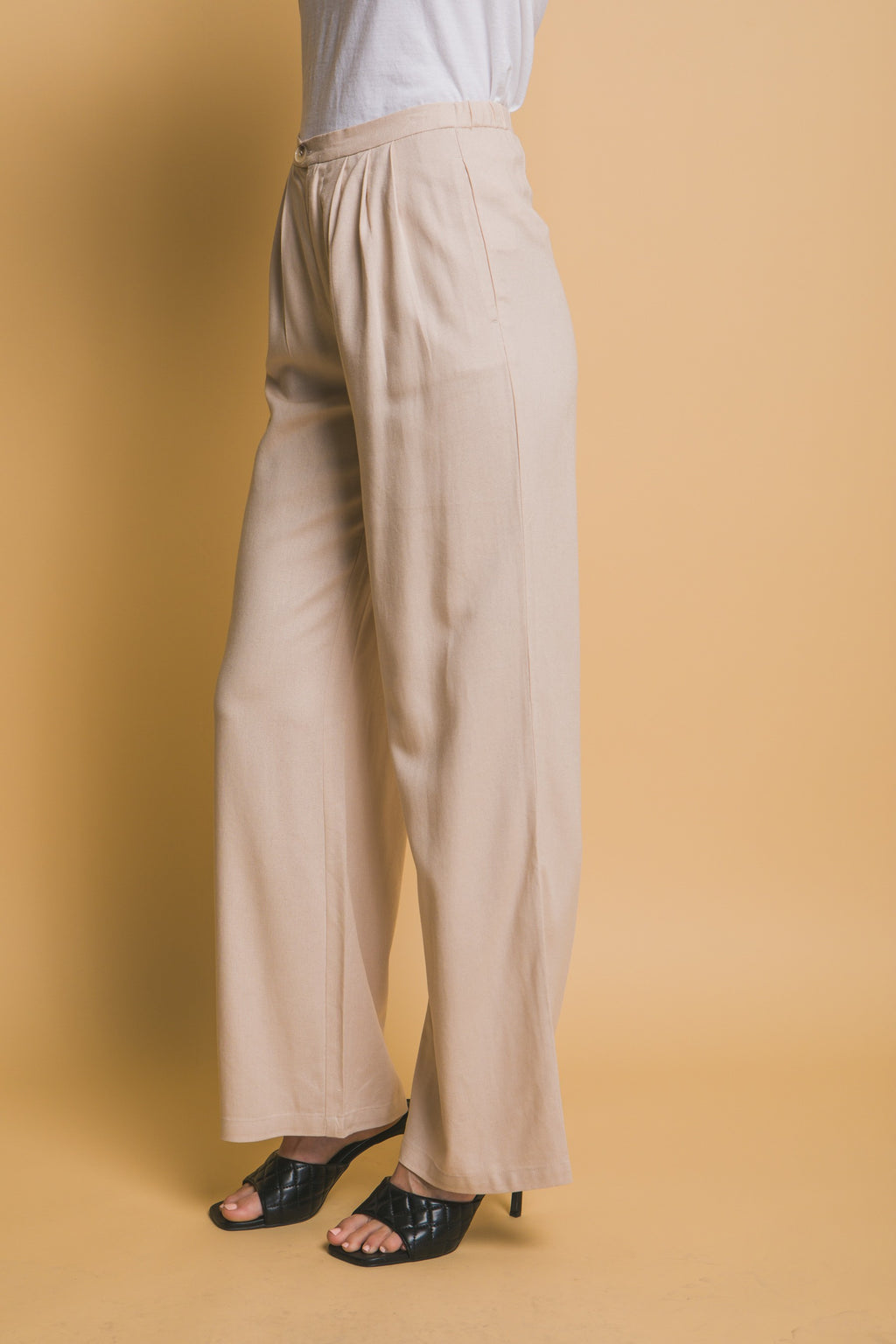 Pantalón palazzo de tiro alto con pinzas