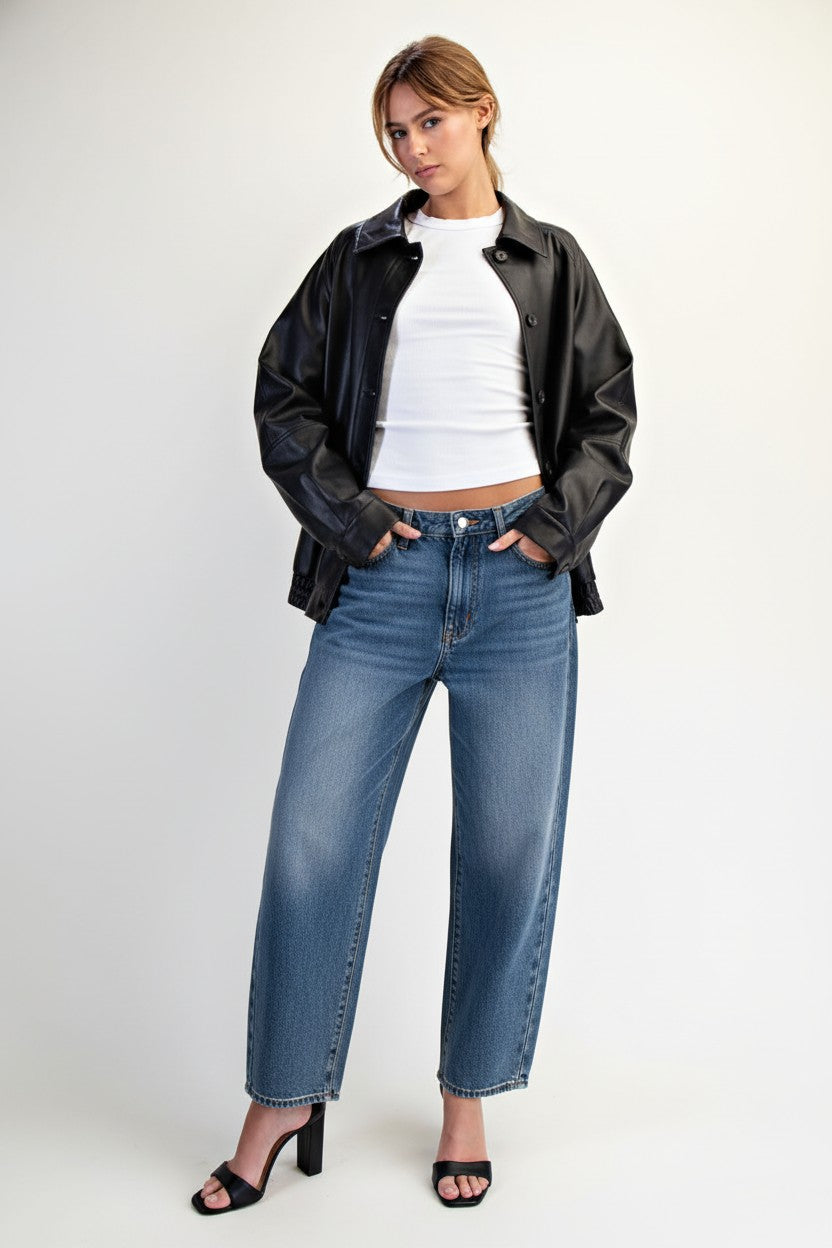 Pantalón de mezclilla wide leg corte recto para un estilo relajado y moderno