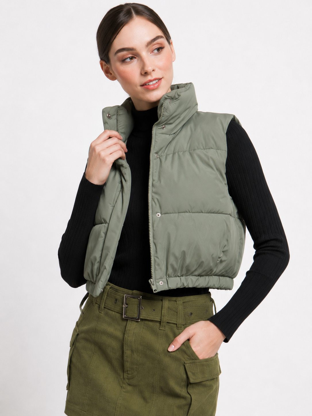 Chaleco acolchado con cuello alto y ajuste en cintura