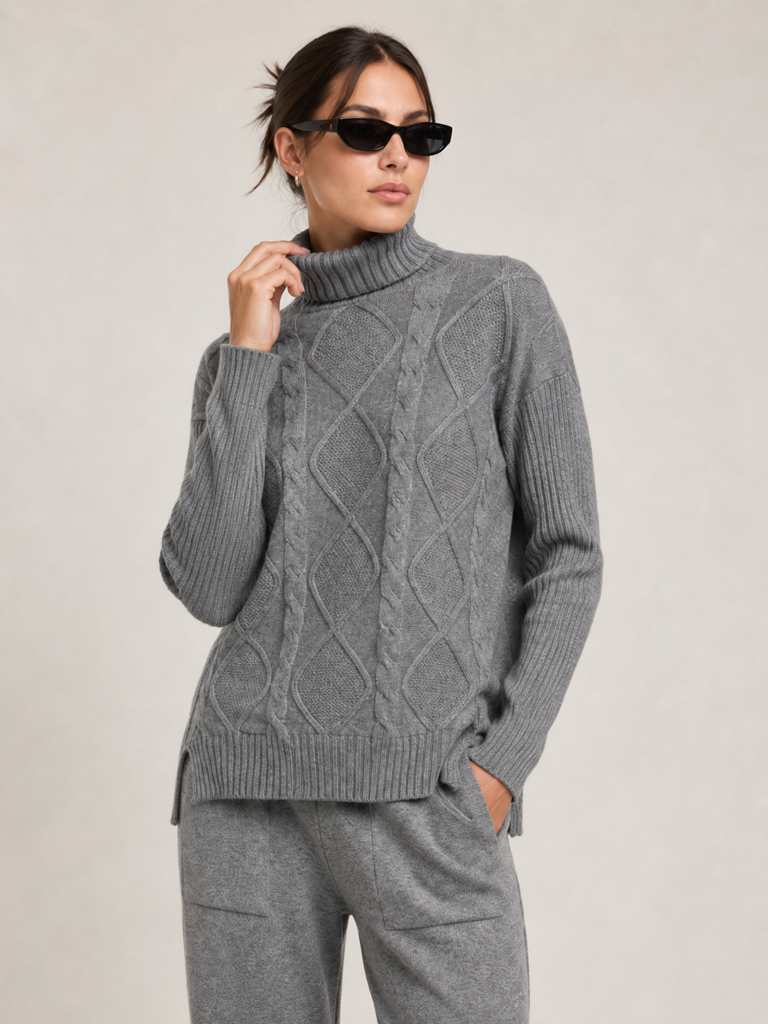 Set tejido con sueter de cuello alto