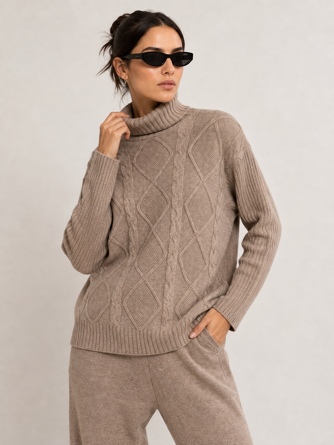 Set tejido con sueter de cuello alto