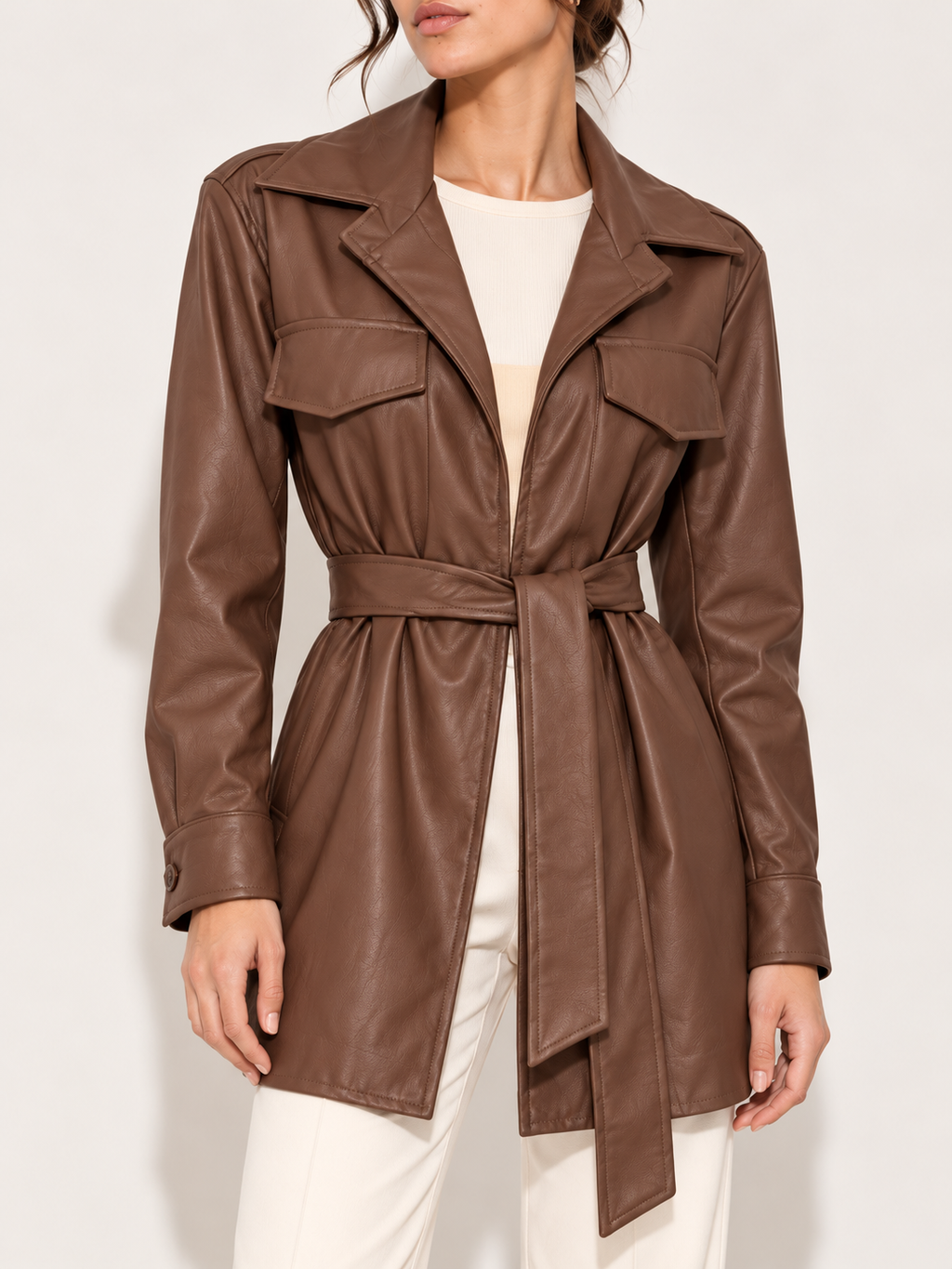 AL26040 - Gabardina café - Detalle
