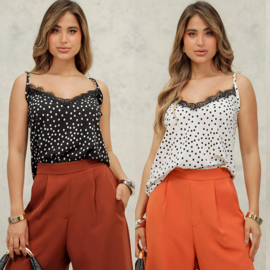 Blusa de puntos con encaje