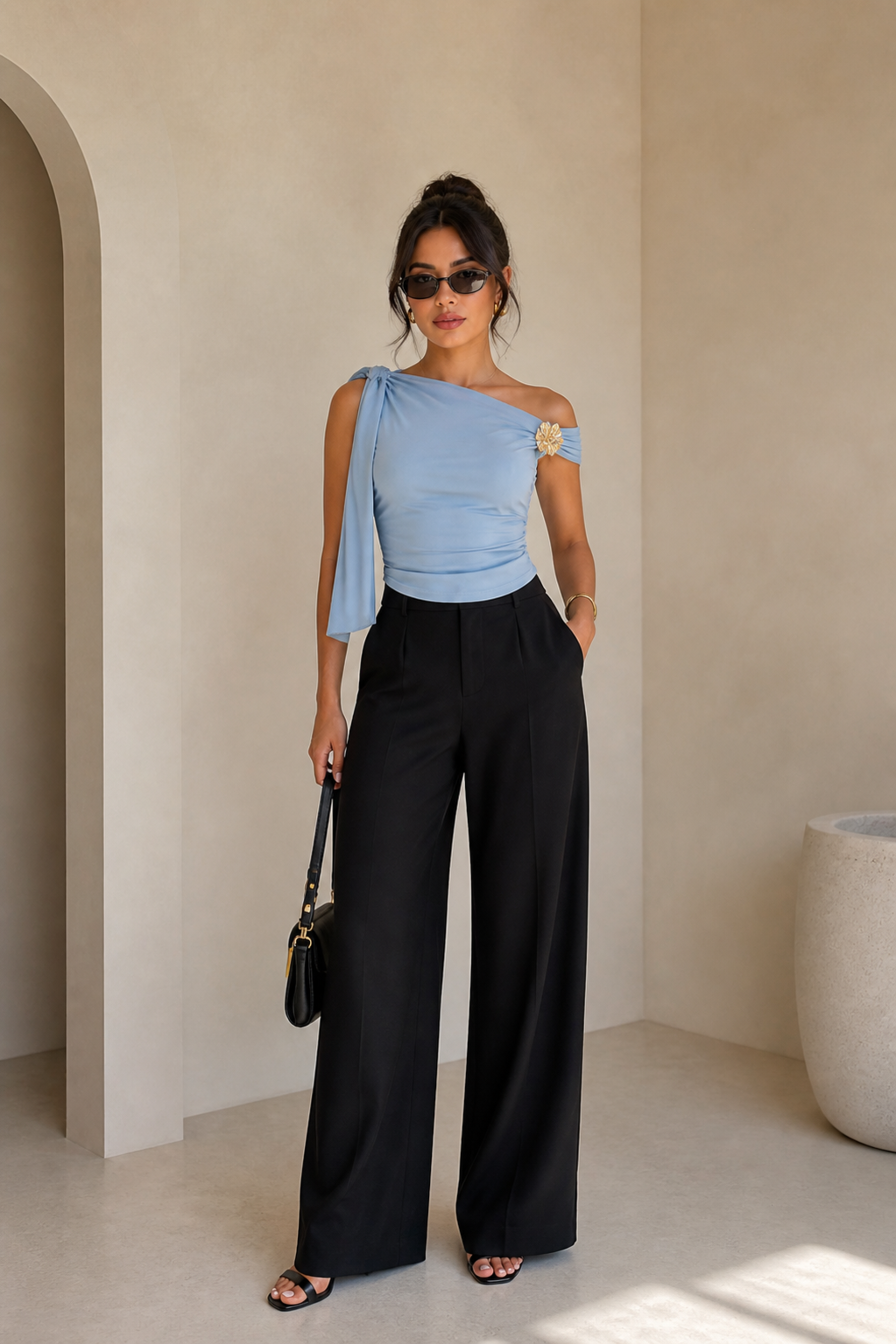 Blusa straple asimétrica de licra