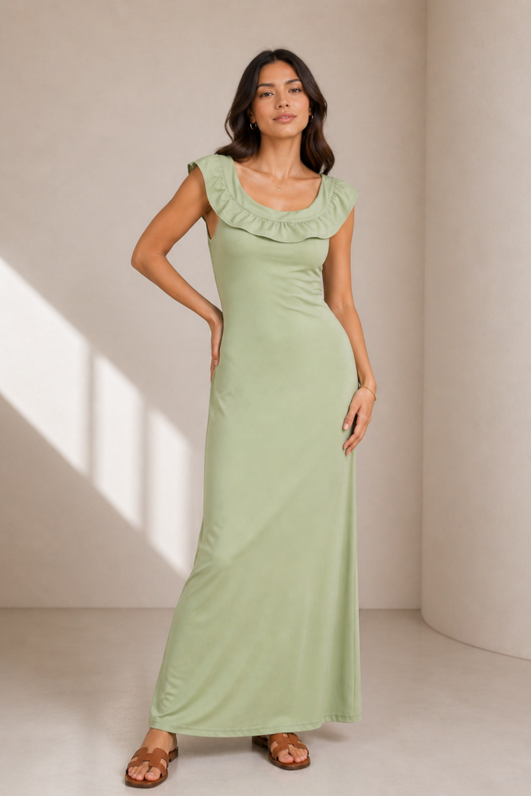 Vestido midi campesino con olanes en escote