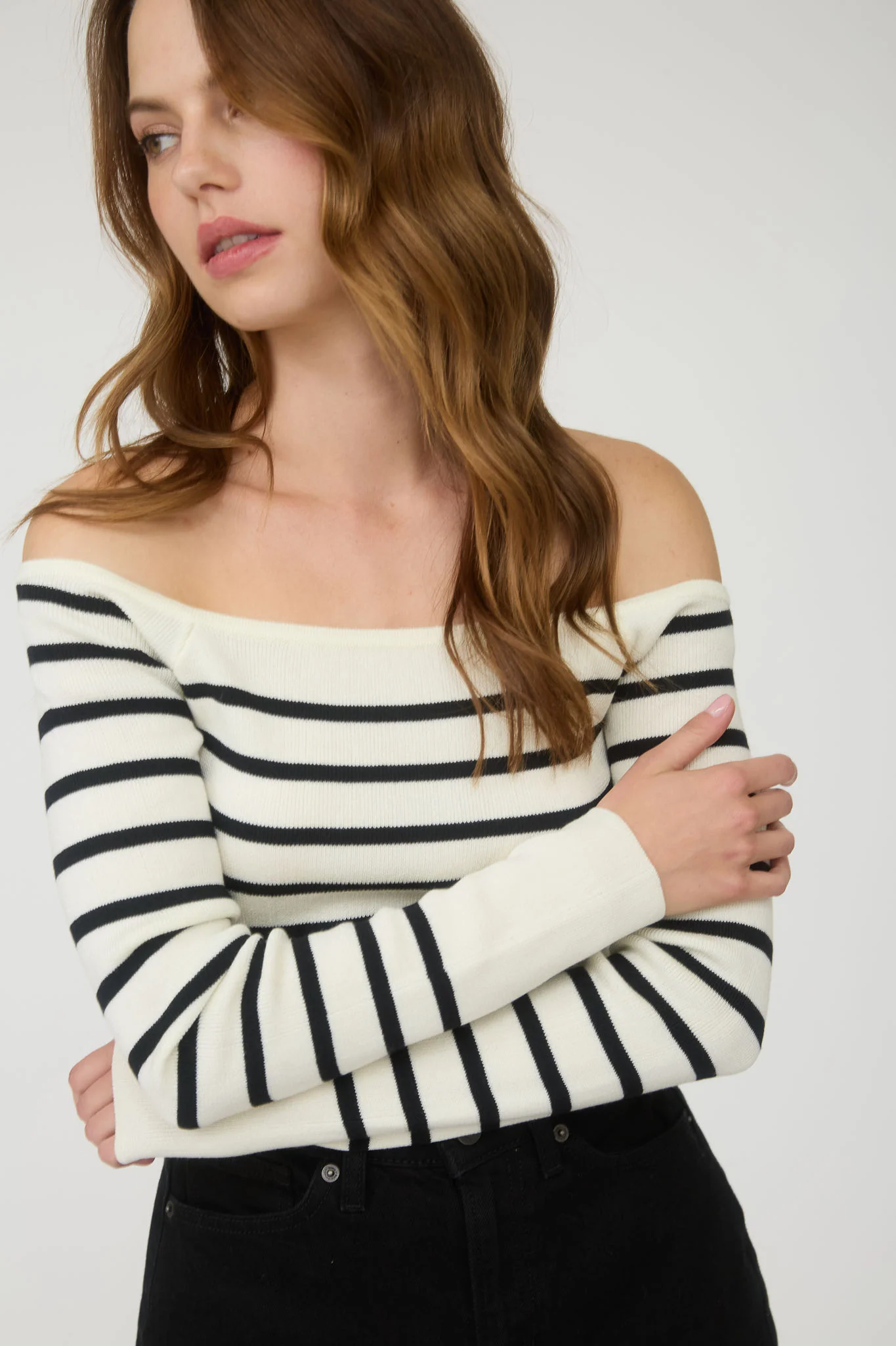 Blusa manga larga off shoulder a rayas