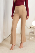 Pantalón flare con abertura en tobillo