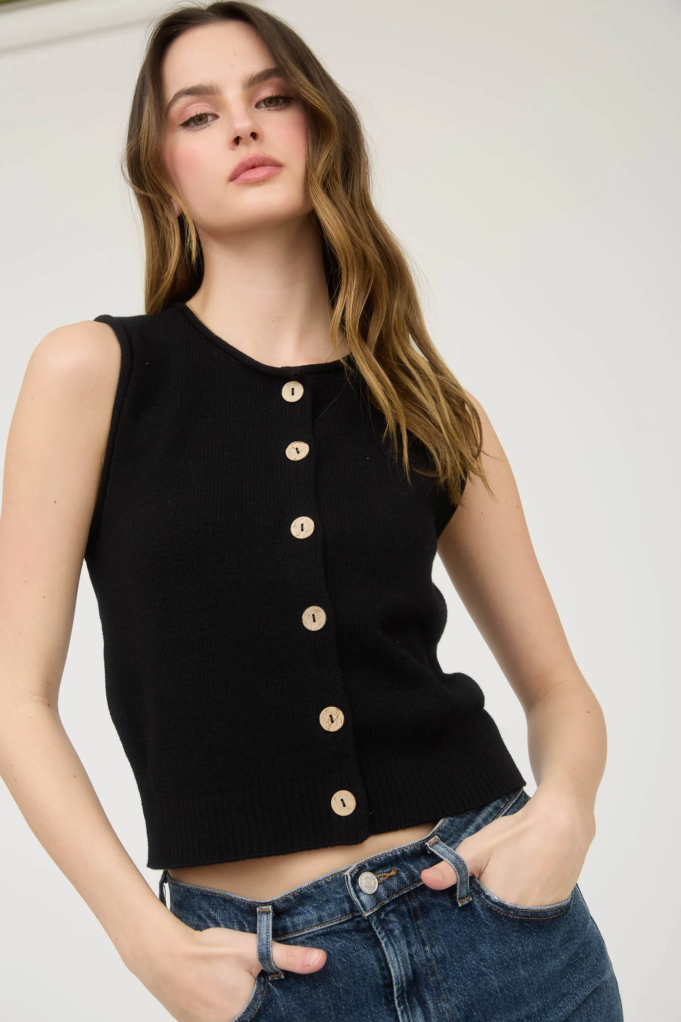 Blusa sin mangas con botones frontales estilo casual tejido