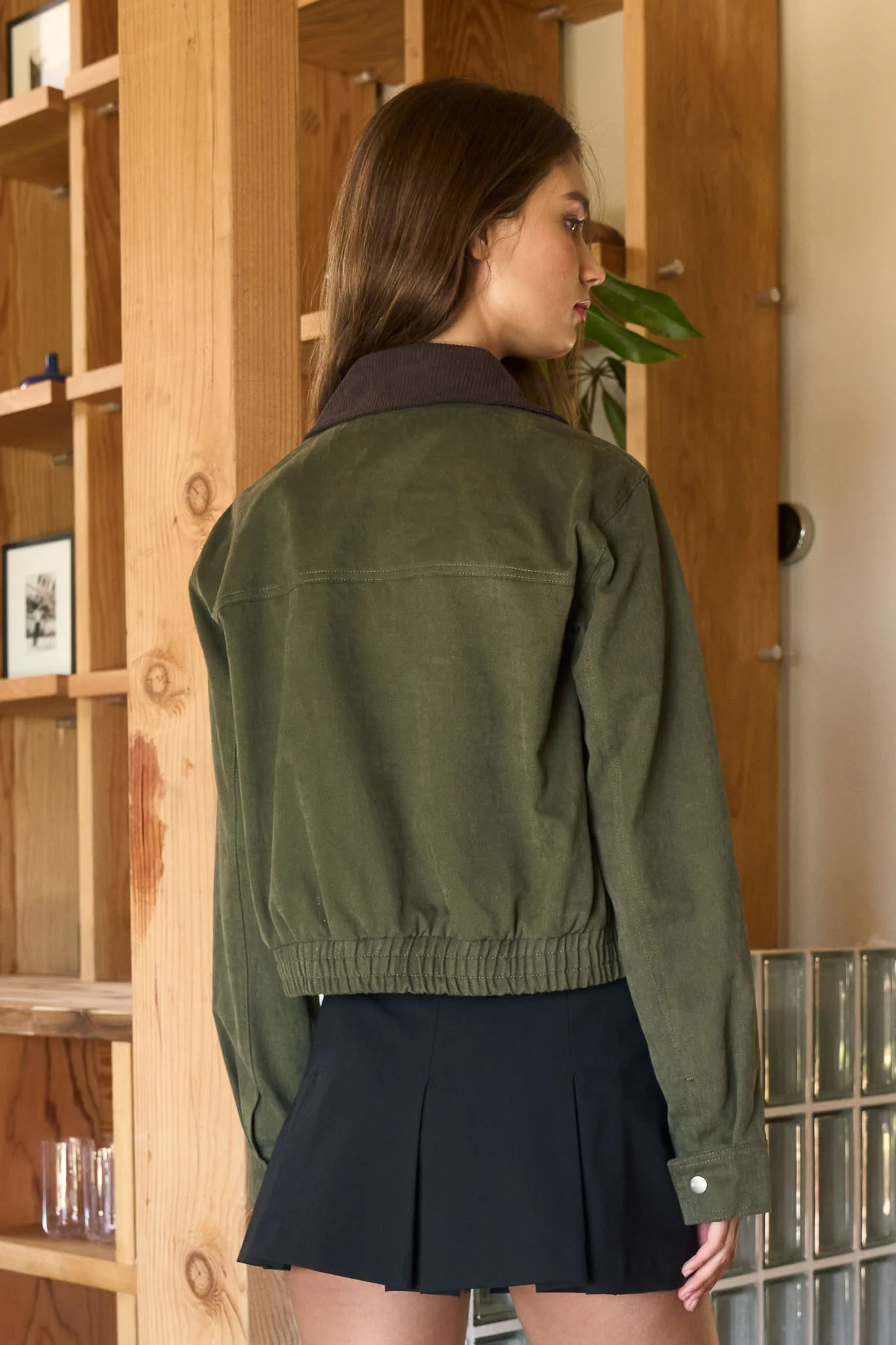 Chaqueta casual estructurada con corte recto