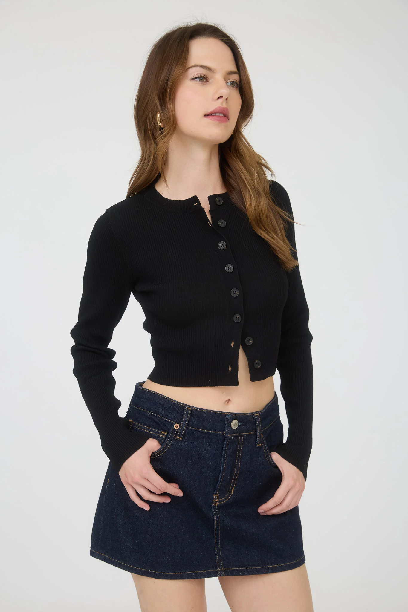 Blusa manga larga corte ajustado con botones