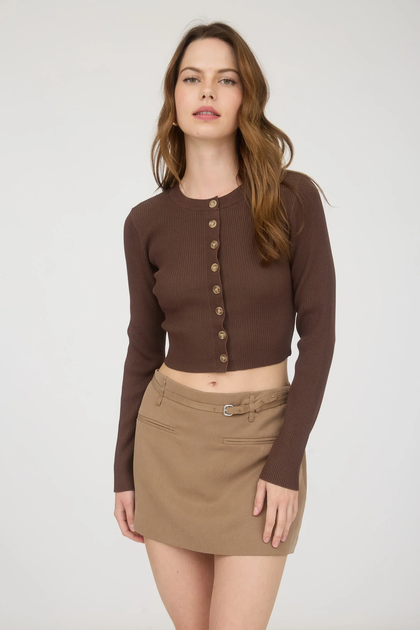 Blusa manga larga corte ajustado con botones