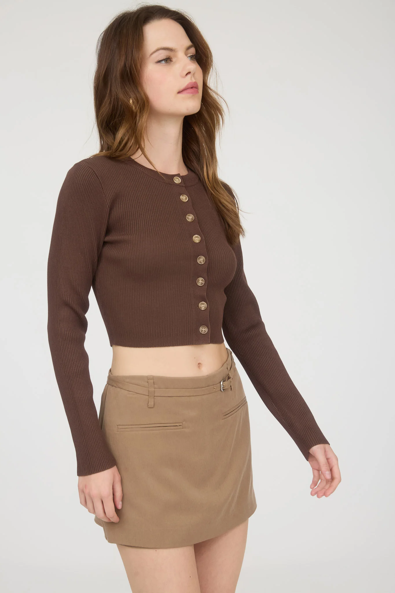 Blusa manga larga corte ajustado con botones