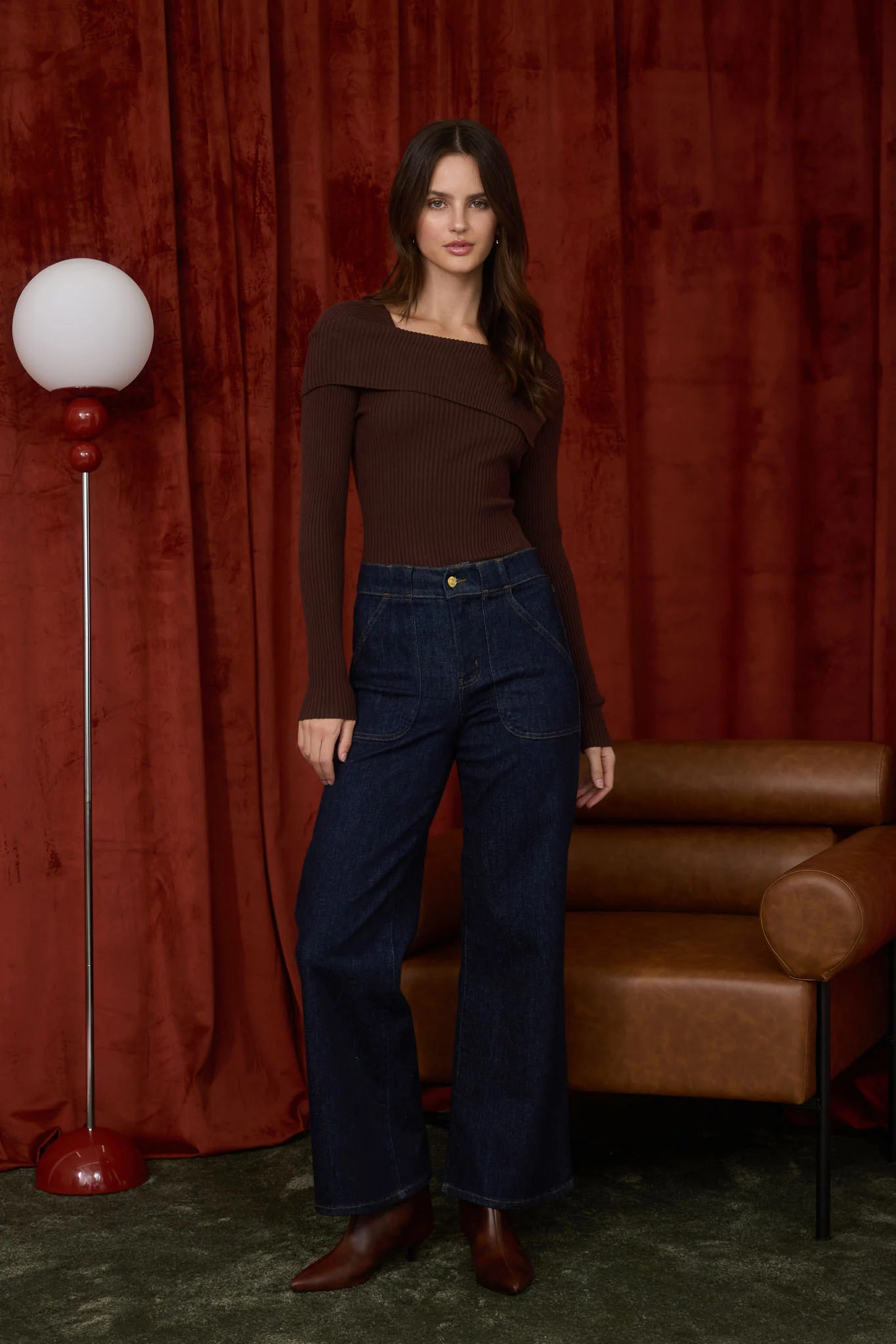 Sueter manga larga corte off shoulder canalé