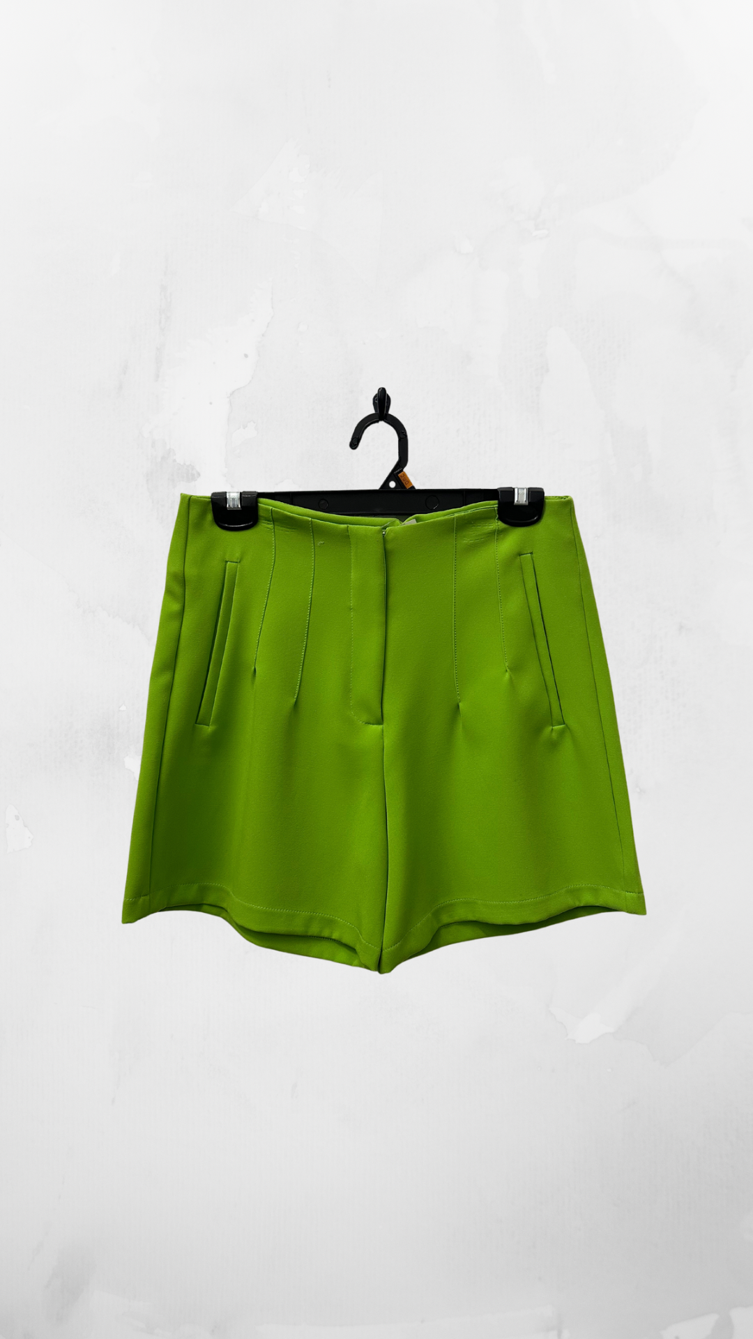 Shorts de Tiro Alto en Color Verde