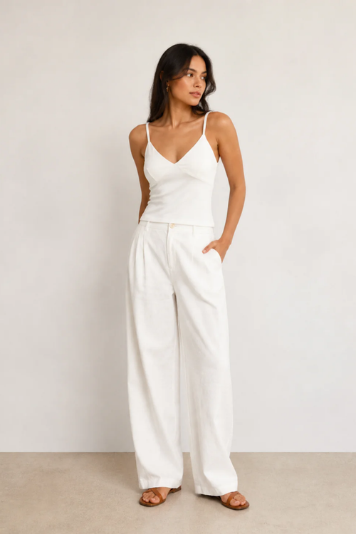 Blusa de tirantes con escote en V