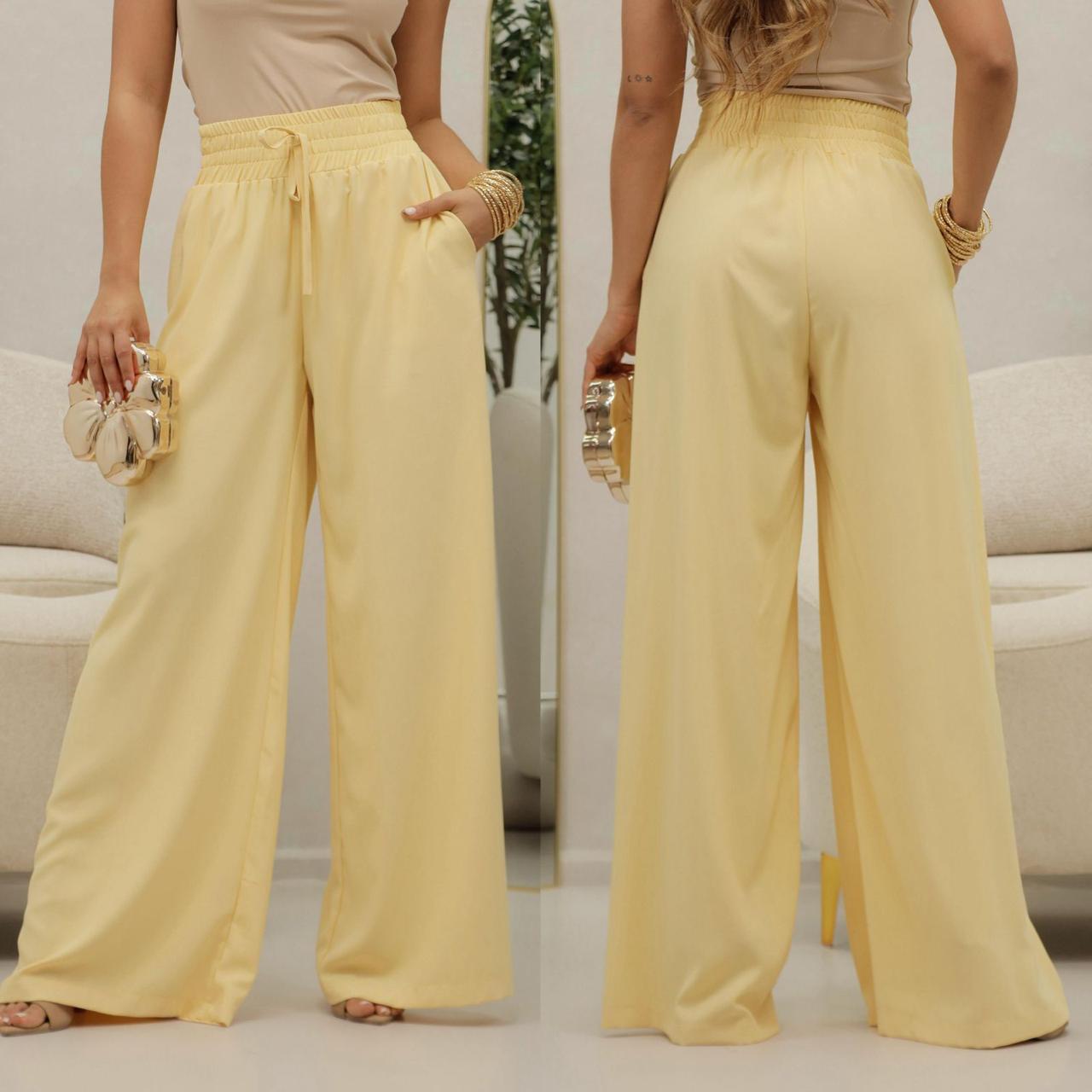 Pantalón de pierna amplia con pretina elástica y jareta