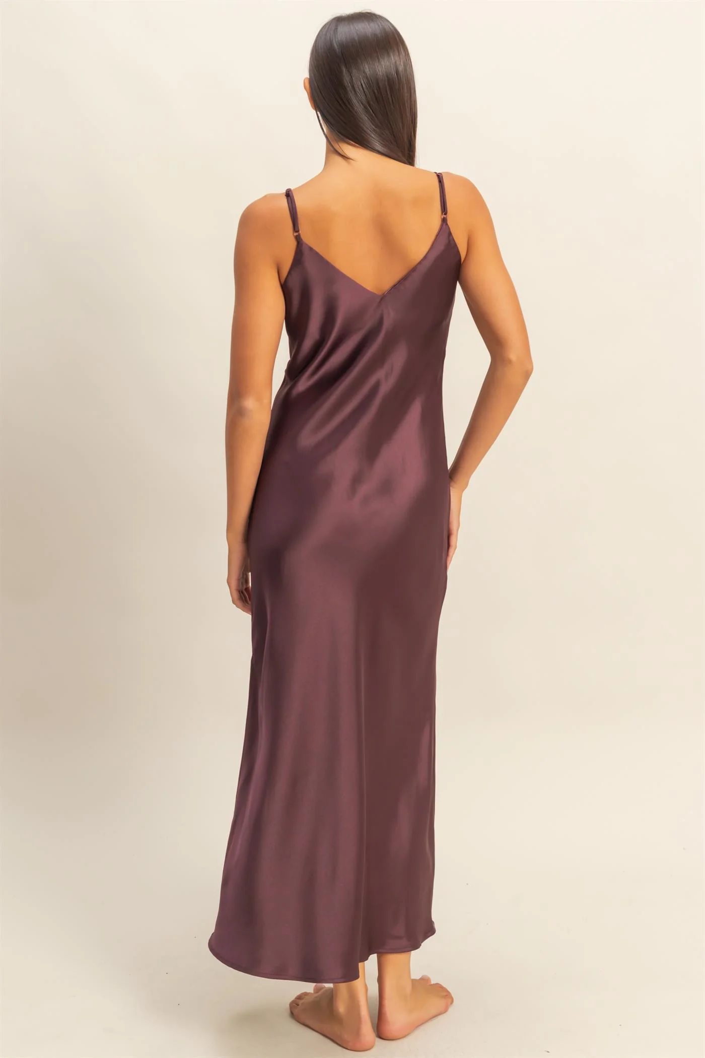 Vestido midi de satI¿in con abertura lateral