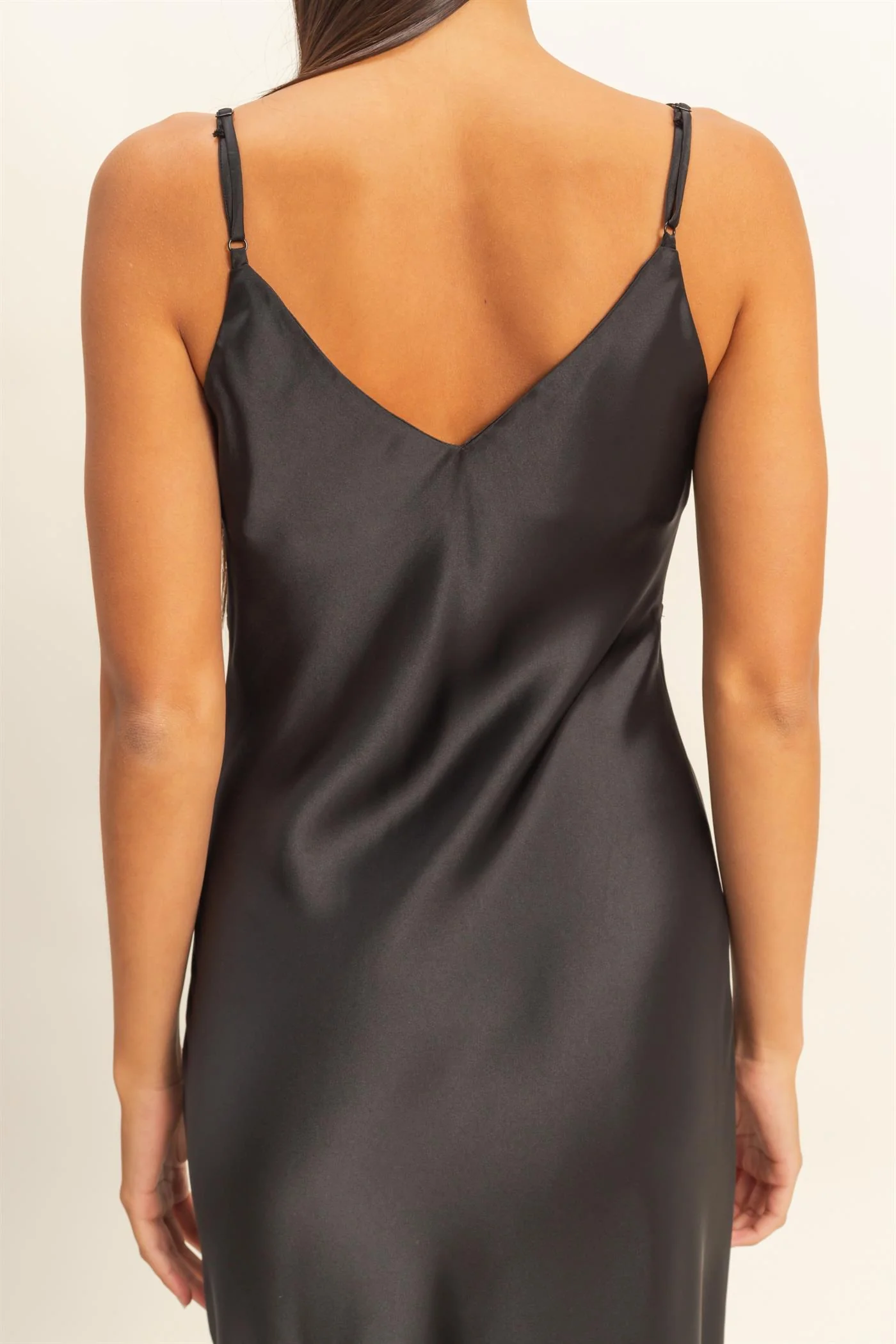 Vestido midi de satI¿in con abertura lateral